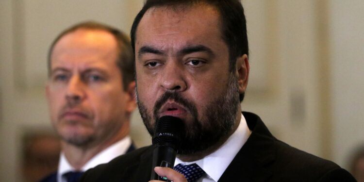 Rio lança aplicativo para auxiliar no combate ao roubo de celulares