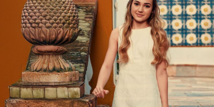 Esther Durán lança versão emocionante