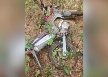 Homem que foi assaltado há 8 anos recupera moto roubada: “Deus foi bom comigo”