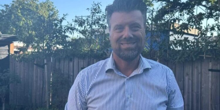 Empresário cristão evangeliza funcionários e testemunha milagres na Holanda