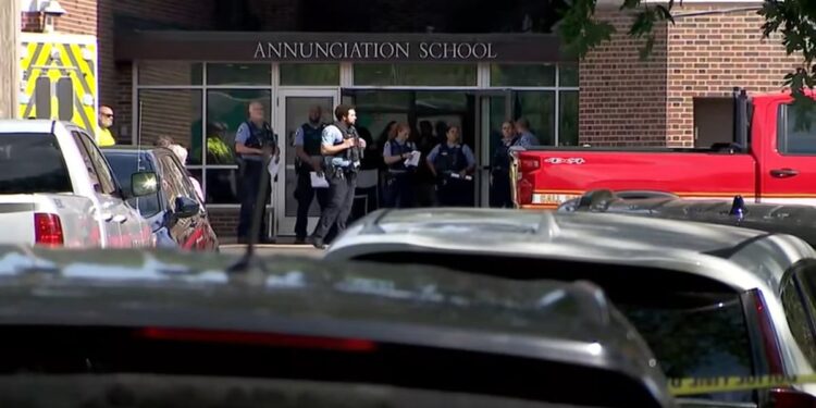 Tiroteio em escola católica deixa crianças mortas e 17 feridos, nos EUA