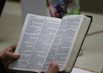 Lei que permite uso da Bíblias em escolas é promulgada em Conquista da Vitória