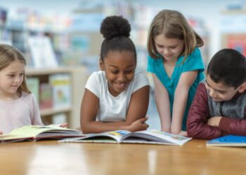 Livros cristãos que alertam sobre a adultização infantil