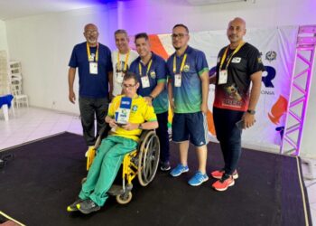 SUPERAÇÃO E INCLUSÃO: Atleta é homenageado no encerramento da fase estadual paralímpica do Joer 2025