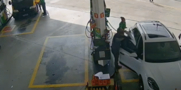 Vídeo: “Gordão”, líder do PCC no Nordeste, é preso em posto de combustíveis em SP