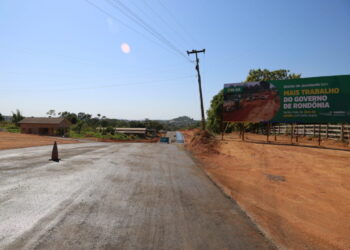 Pavimentação no perímetro urbano da RO-420, no distrito de Jacinópolis fortalece desenvolvimento da região