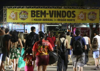 Arraial Flor do Maracujá 2025 – 8ª noite de festa