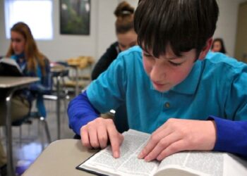 Projeto já aprovado autoriza livros como a Bíblia em escolas