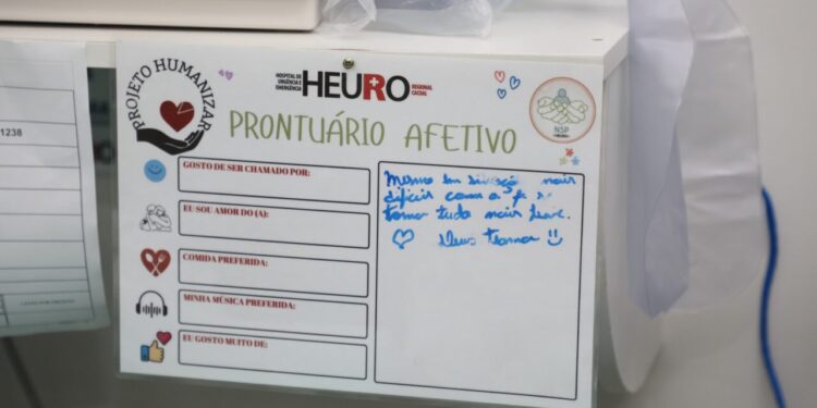 Projeto “Prontuário Afetivo” fortalece atendimento humanizado nas UTIs de unidades de saúde