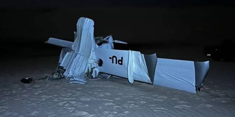 Avião de pequeno porte cai nos Lençóis Maranhenses e deixa dois mortos