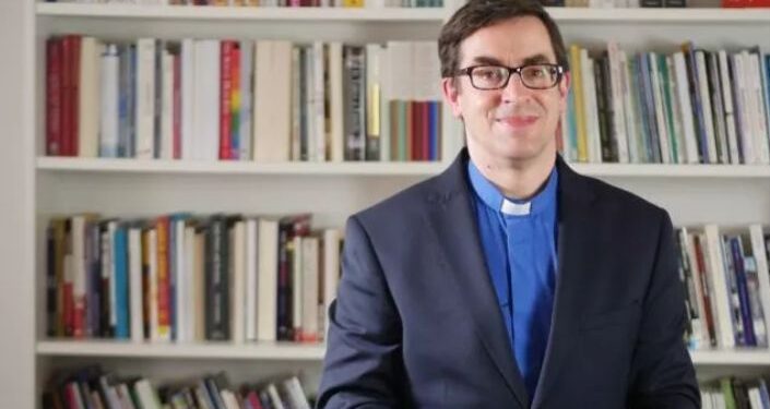 Capelão pensou em suicídio como protesto contra injustiça