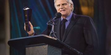 Franklin Graham denuncia silêncio global diante do massacre de cristãos na África