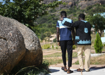 Pais em risco: a perseguição aos homens cristãos
