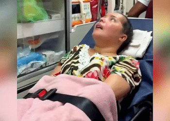 Amanda Wanessa é internada novamente e marido agride o pai da cantora no hospital