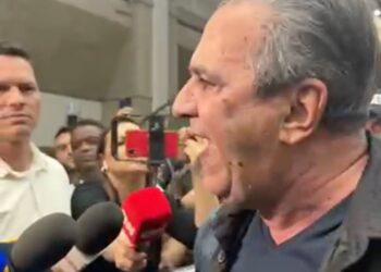 PF retém celular de Malafaia, que cobra impeachment de Moraes