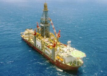 Sonda da Petrobras chega à Margem Equatorial para simulação do Ibama