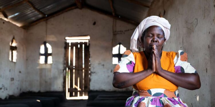 Missionários relatam ação sobrenatural em transporte de Bíblias