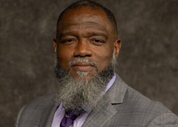 Morre Voddie Baucham, teólogo e fundador do Seminário Founders, aos 56 anos