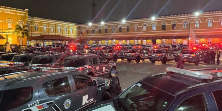 Empresas ligadas ao PCC movimentaram R$ 1 bilhão, diz Receita