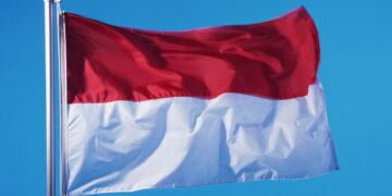 Autoridades e muçulmanos interrompem construção de igrejas na Indonésia