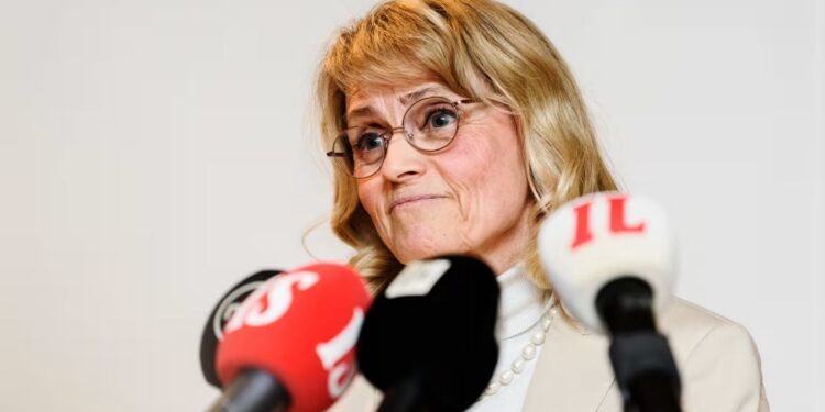 Deputada cristã volta a ser julgada por ‘ódio’ após citar versículo