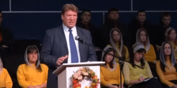 Tribunal da Rússia prende pastor por declaração sobre a guerra na Ucrânia