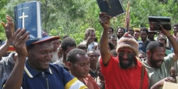 Papua-Nova Guiné reconhece oficialmente a Trindade na Constituição