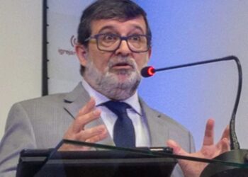 Granconato pede que esquerdistas deixem de segui-lo