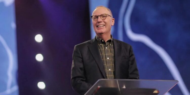 Max Lucado e a ‘visão de Deus’ que recebeu após diagnóstico