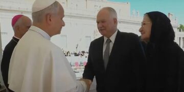 Antes de assumir presidência do STF, Fachin visita papa Leão XIV