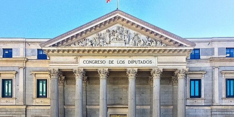 Espanha bate recorde de abortos e tenta incluí-lo na Constituição; cristãos repudiam