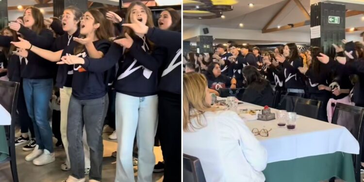 Coral de alunos cristãos louva em restaurante e emociona: ‘A refeição virou culto’