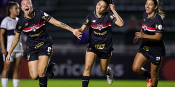 São Paulo vence Olimpia para avançar na Libertadores Feminina