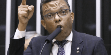 Otoni de Paula critica operação no RJ e cita supostos inocentes