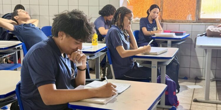Rondônia ultrapassa 46 mil inscritos e intensifica preparação dos estudantes para o Enem 2025