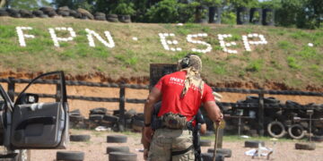 Curso de combate veicular fortalece estratégias de defesa e atuação dos policiais penais