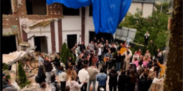 Pastor e família sobrevivem a ataque na Ucrânia e cristãos cultuam