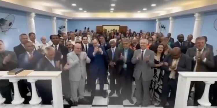AD Madureira compra templo maçônico e transforma em igreja