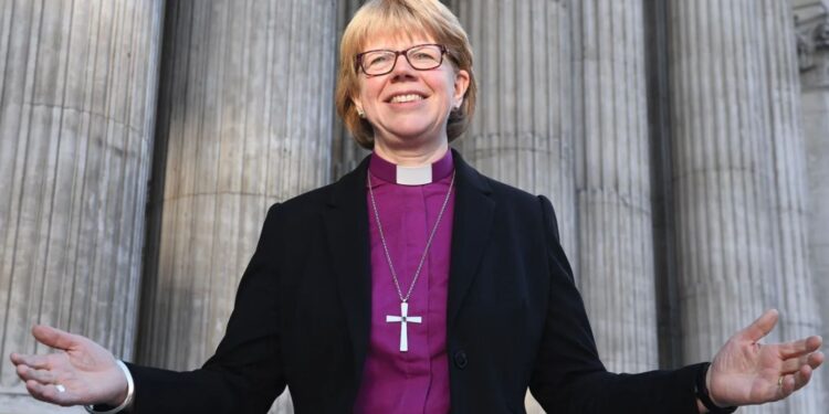 Igreja da Inglaterra elege bispa como líder máxima pela 1ª vez