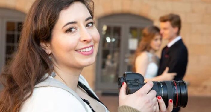 Fotógrafa cristã pode rejeitar trabalhar em festas de uniões gays