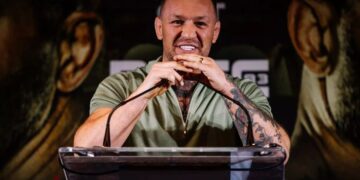 ‘Fui salvo, estou curado’: Conor McGregor testemunha fé em Deus