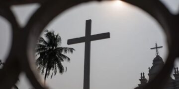 Pastor e 2 fiéis são presos na Índia por pregarem a hindus