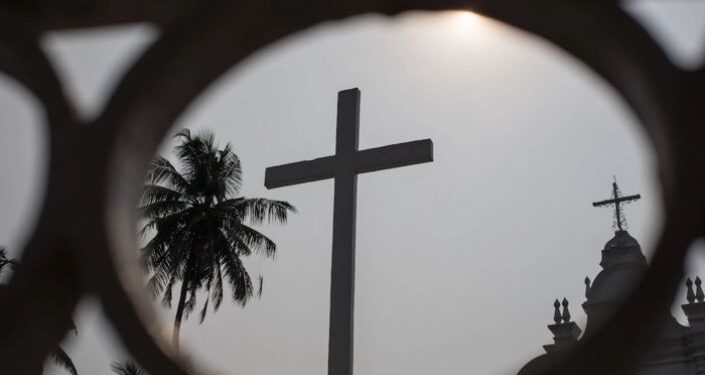 Pastor e 2 fiéis são presos na Índia por pregarem a hindus
