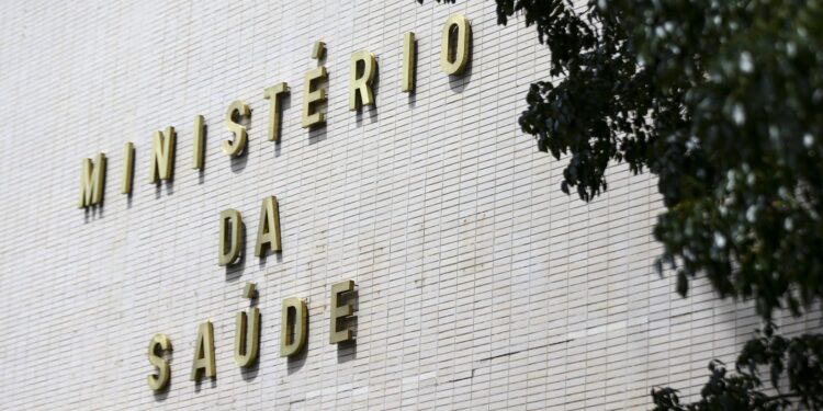 Brasil tem 14 casos confirmados de ingestão de metanol