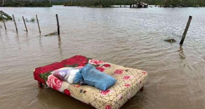 Furacão Melissa deixa 25 mortos no Haiti; Cuba e Bahamas alerta