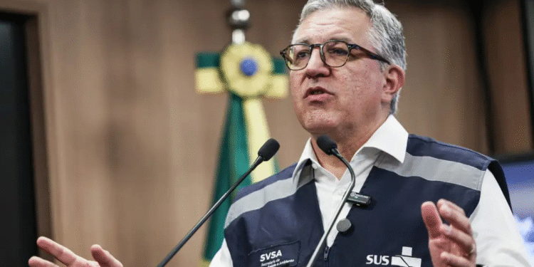 Ministro da Saúde diz que sem ajuda da igreja não há como enfrentar a gravidez na adolescência