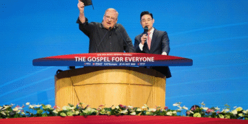 Rick Warren lista 5 coisas que os líderes cristãos devem fazer para ganhar o mundo para Cristo