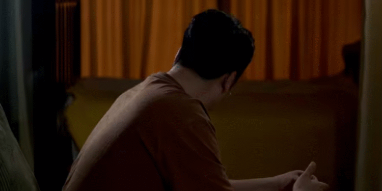 Jovens precisam fugir da polícia para estudar a Bíblia, na China