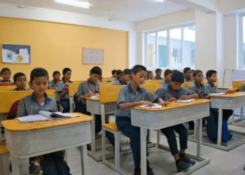 Crianças cristãs são forçadas a fingir ser muçulmanas nas escolas no Irã