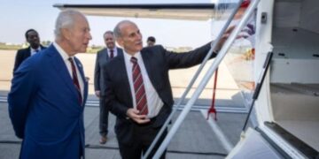 Missionários têm atuação reconhecida pelo rei Charles